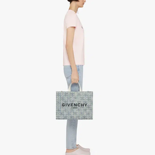Givenchy SS22 T