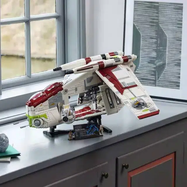 LEGO 75309