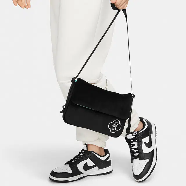 Nike FUTURA365