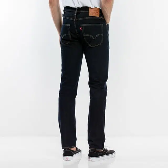 Levis