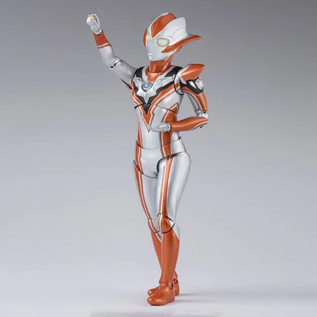 BANDAI s.h.figuarts 14.5cm