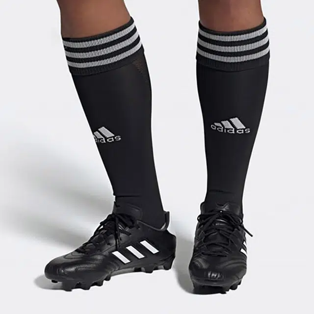 adidas Copa Kapitan MG
