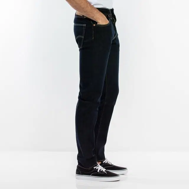 Levis