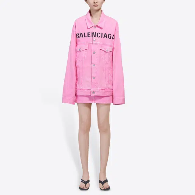 Balenciaga SS22 Logo