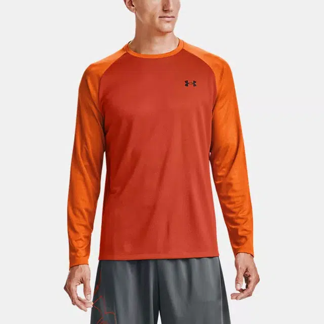 Under Armour T