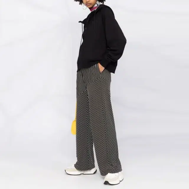 Y-3 FW21 Logo
