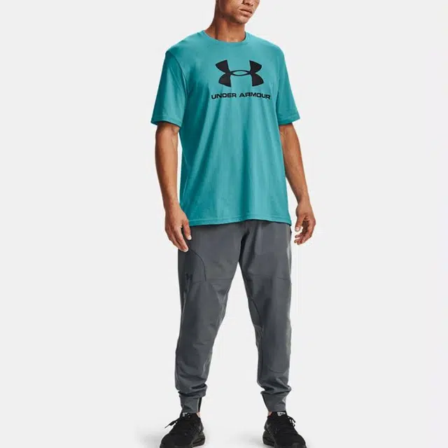 Under Armour logoT