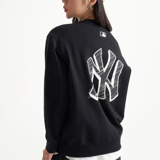 MLB