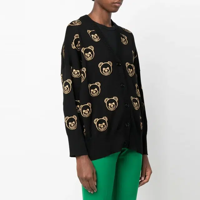 MOSCHINO x FW22