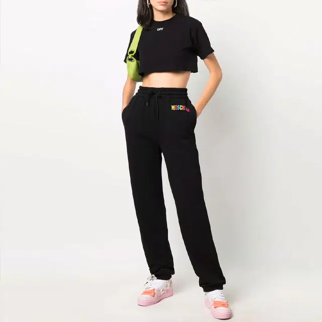MOSCHINO SS22 Logo