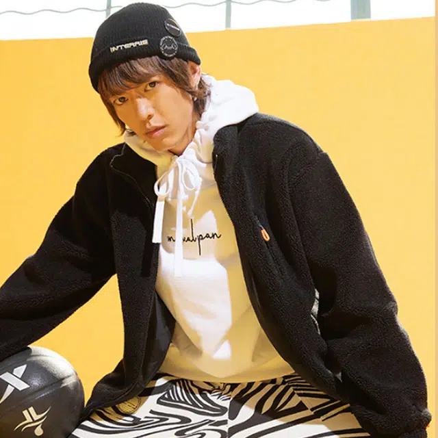 特步 保暖加厚纯色立领棉服 男款 黑色