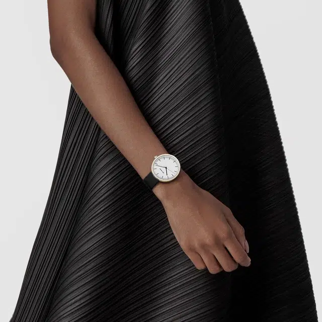 ISSEY MIYAKE 41mm NYAN703Y