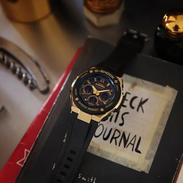 CASIO G-SHOCK G-STEEL 200 55.9*49.3mm GST-W300G-1A9PR