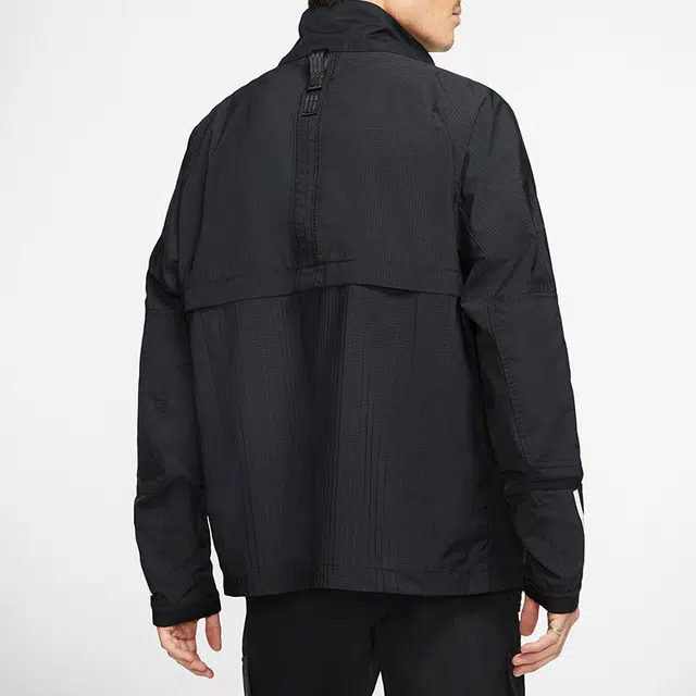 Nike Sportwear Tech Pack