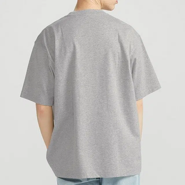 UNIQLO T