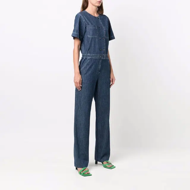 A.P.C Helene
