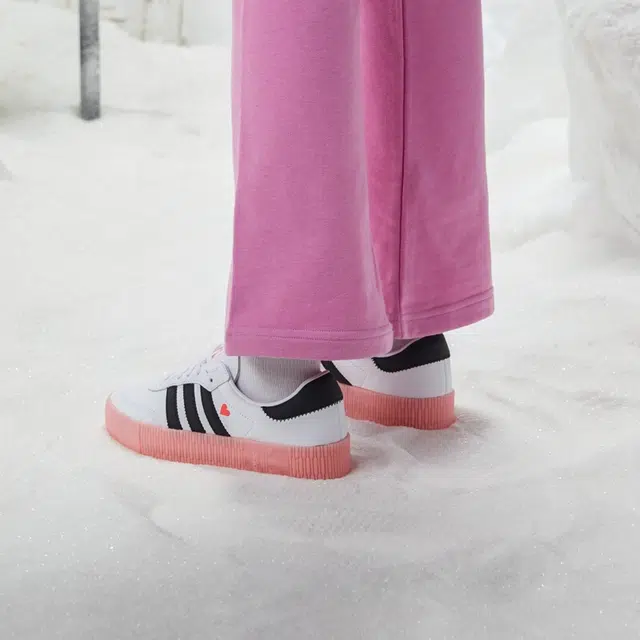 adidas originals Samba rose