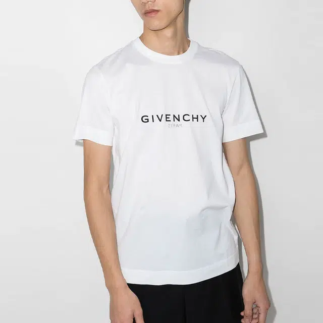 GIVENCHY SS22 LogoT