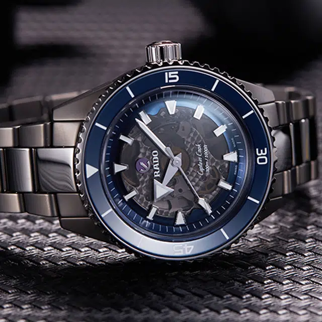 RADO Captain Cook 300 43mm R32128202