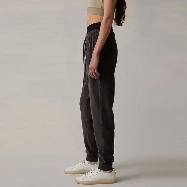 Fear of God Essentials SS22 Women's Velour Sweatpants Iron