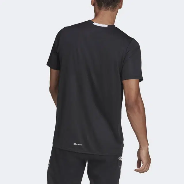 adidas T