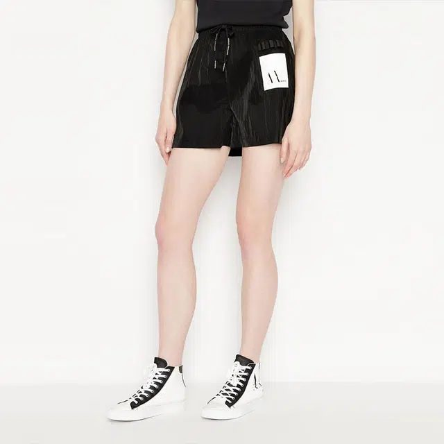 ARMANI EXCHANGE SS22 Beate