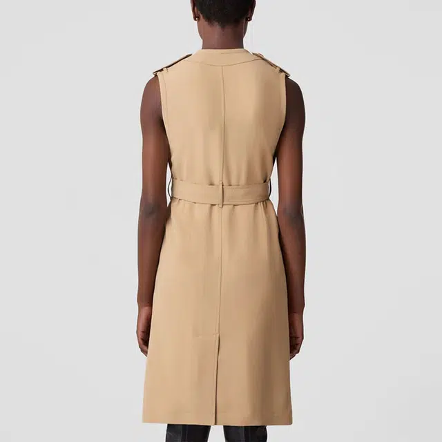 Burberry FW22 V