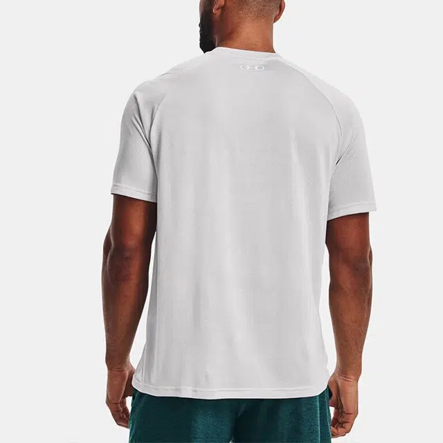 Under Armour T