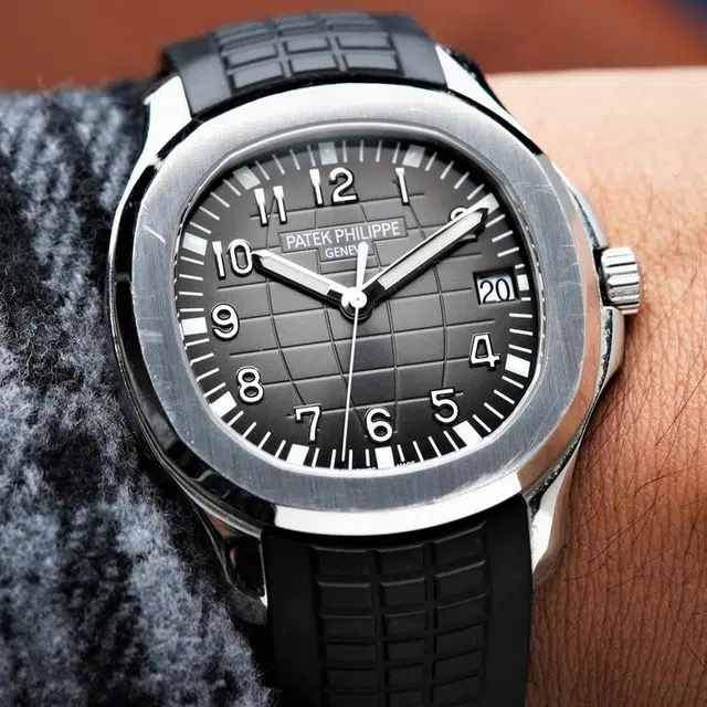 PATEK PHILIPPE AQUANAUT "" 100 40.8mm 5167A