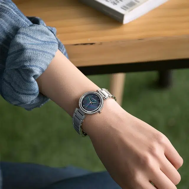 CITIZEN 28mm EM0840-59NB