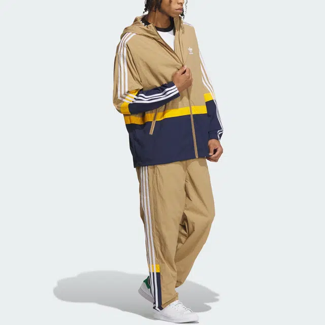 adidas originals Sportswear Jacket Logo