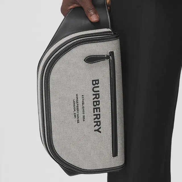 Burberry Olympia