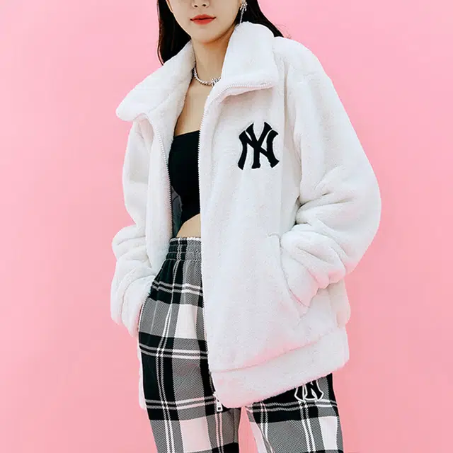 MLB