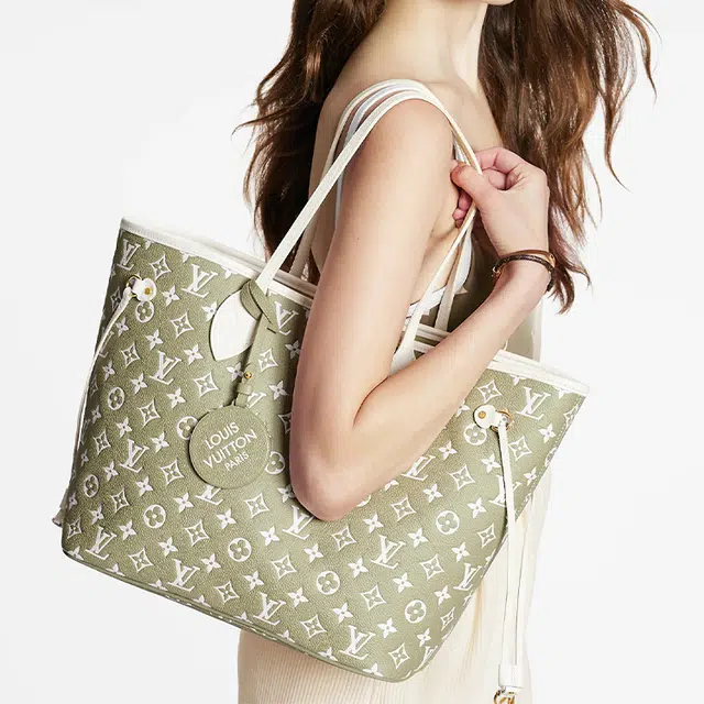 LOUIS VUITTON Neverfull MM Empreinte Tote