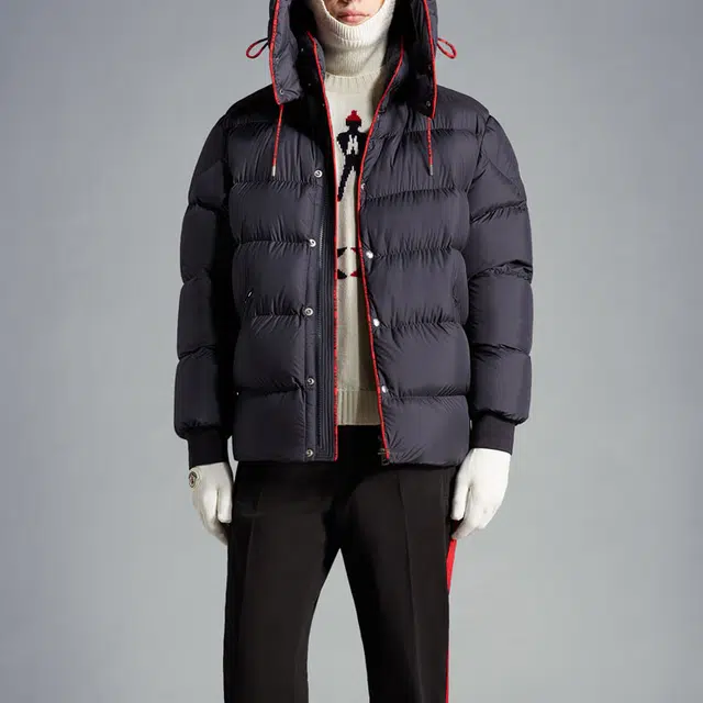 Moncler SS22