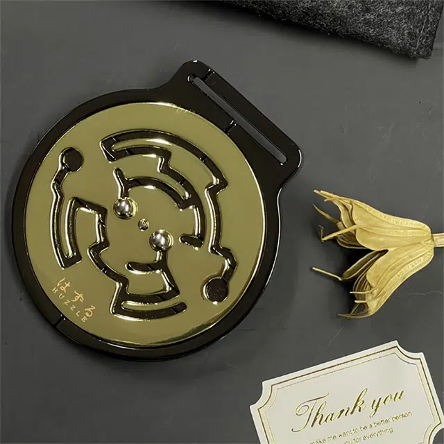 HANAYAMA MedallionPuzzle