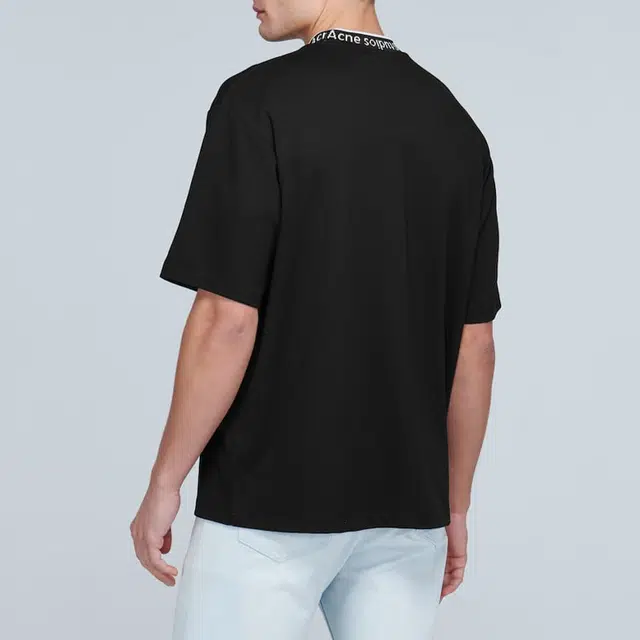 Acne Studios T