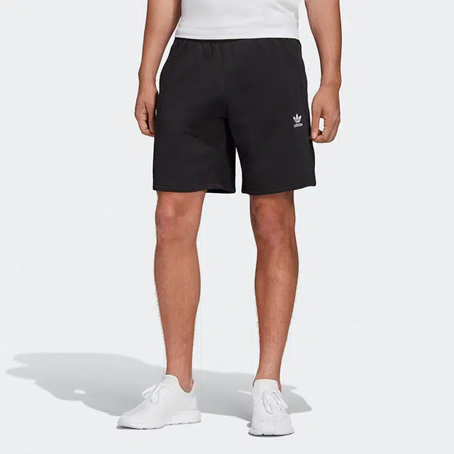 adidas originals Essential Short Logo