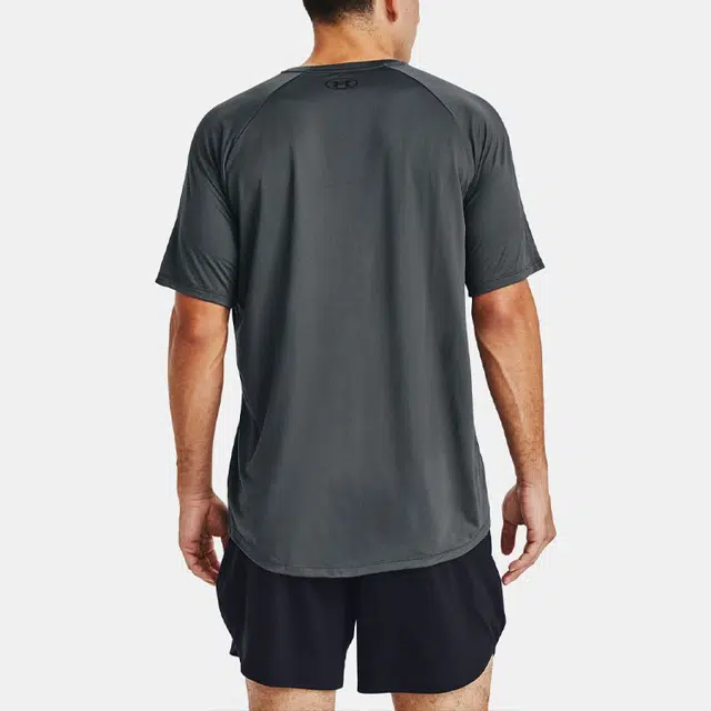 Under Armour logoT