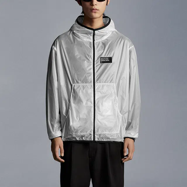 Moncler SS21