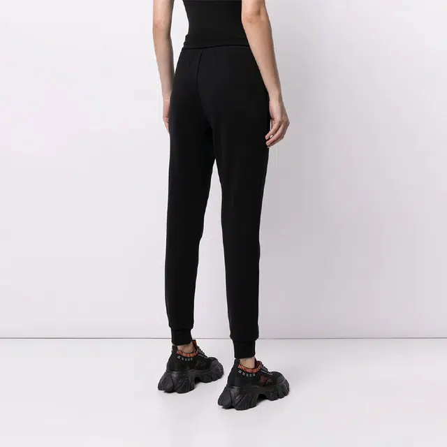 ARMANI EXCHANGE FW21