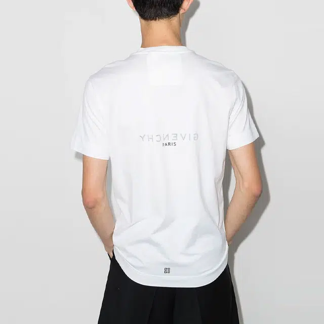 GIVENCHY SS22 LogoT