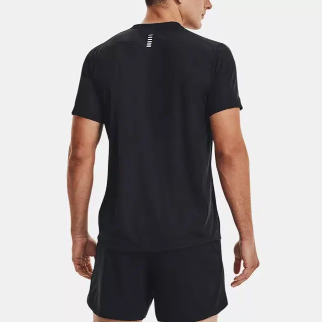 Under Armour logoT