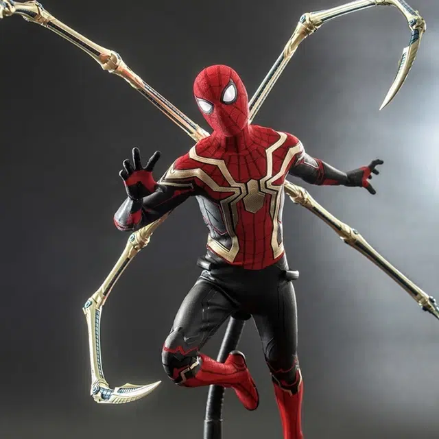 Hot Toys 16 mms 623 28.5cm