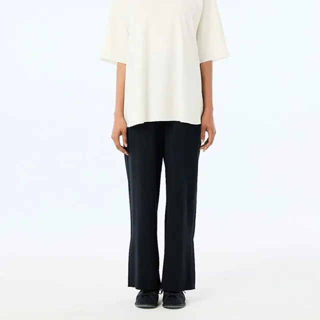 PLEATS PLEASE ISSEY MIYAKE