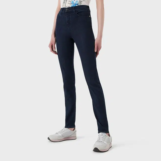 EMPORIO ARMANI FW22
