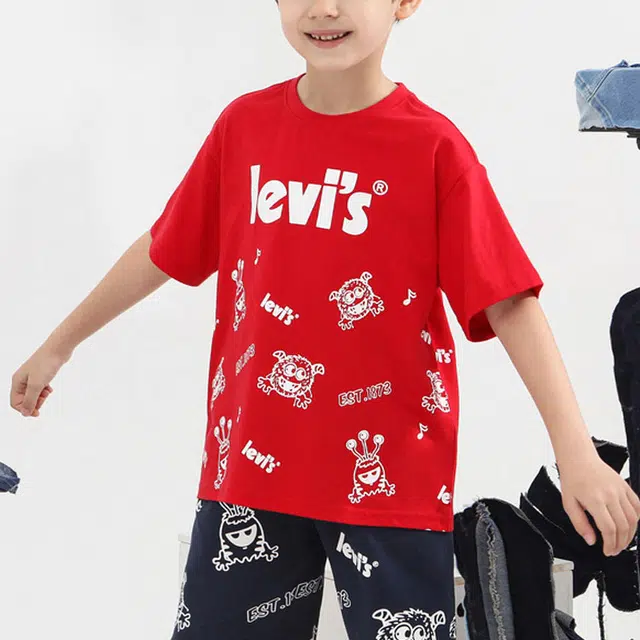 levis T