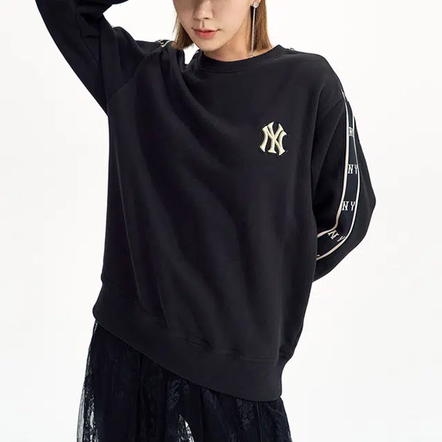 MLB FW22 Logo