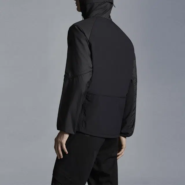 Moncler SS22 Lchiro