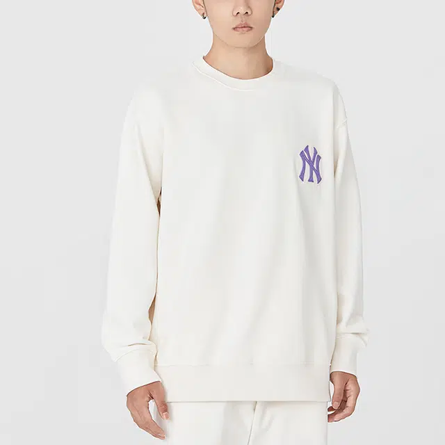 MLB FW22